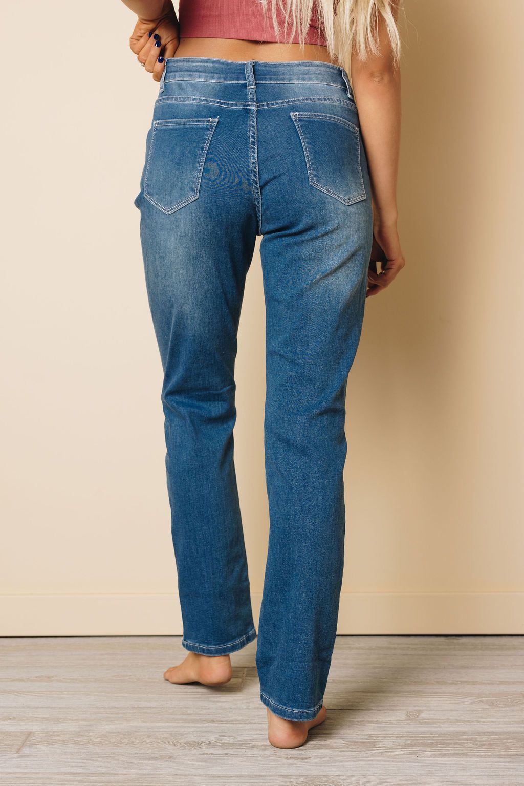 Kurt Mid Rise Distressed Girlfriend Jeans