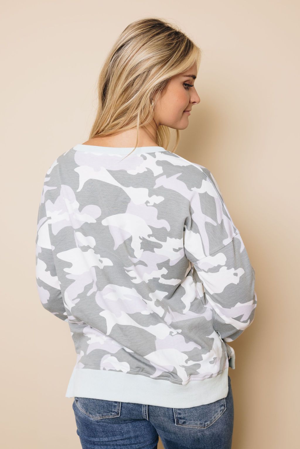 Leslie Leopard Sweatshirt