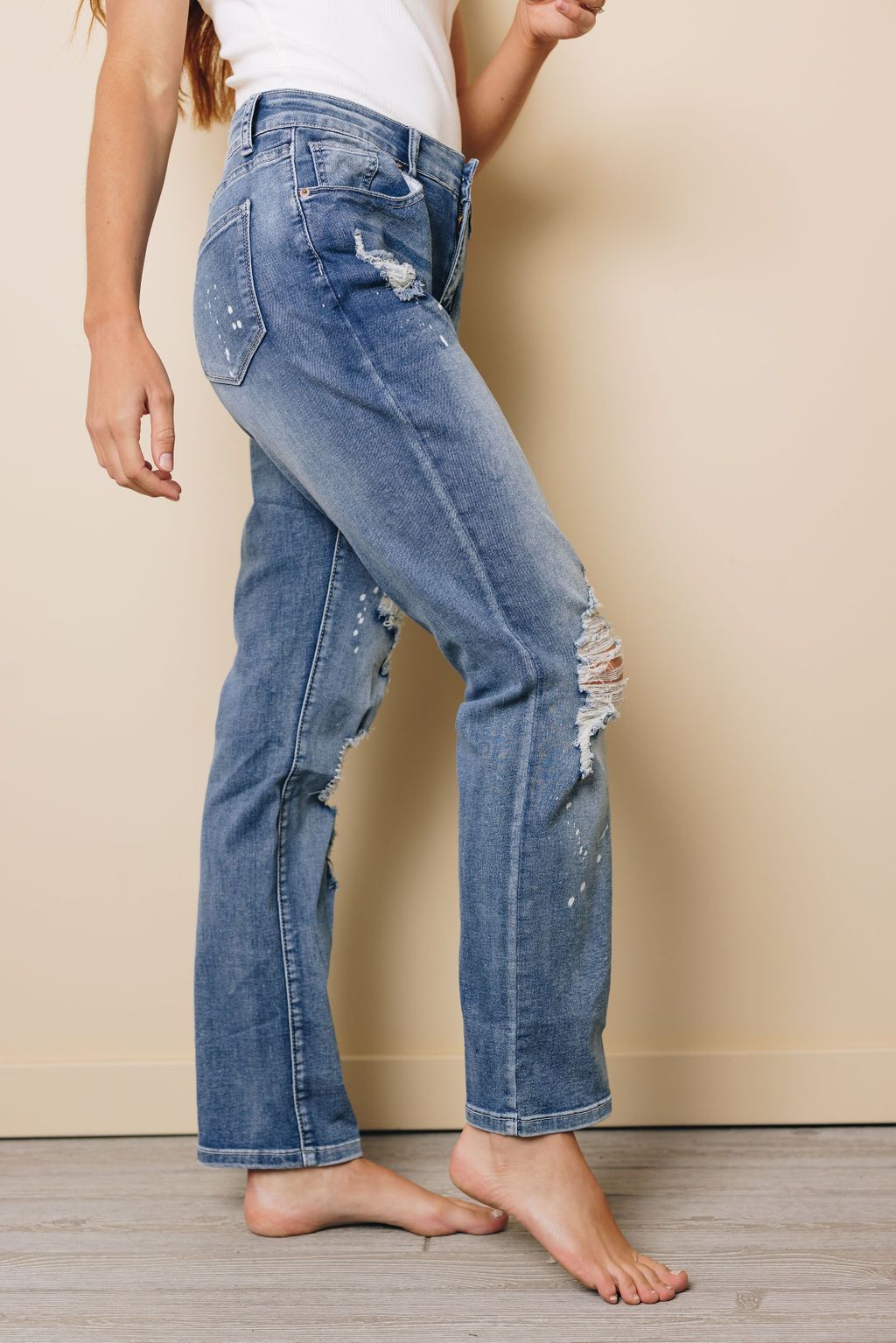 Andrea Boyfriend Straight Ripped Jeans