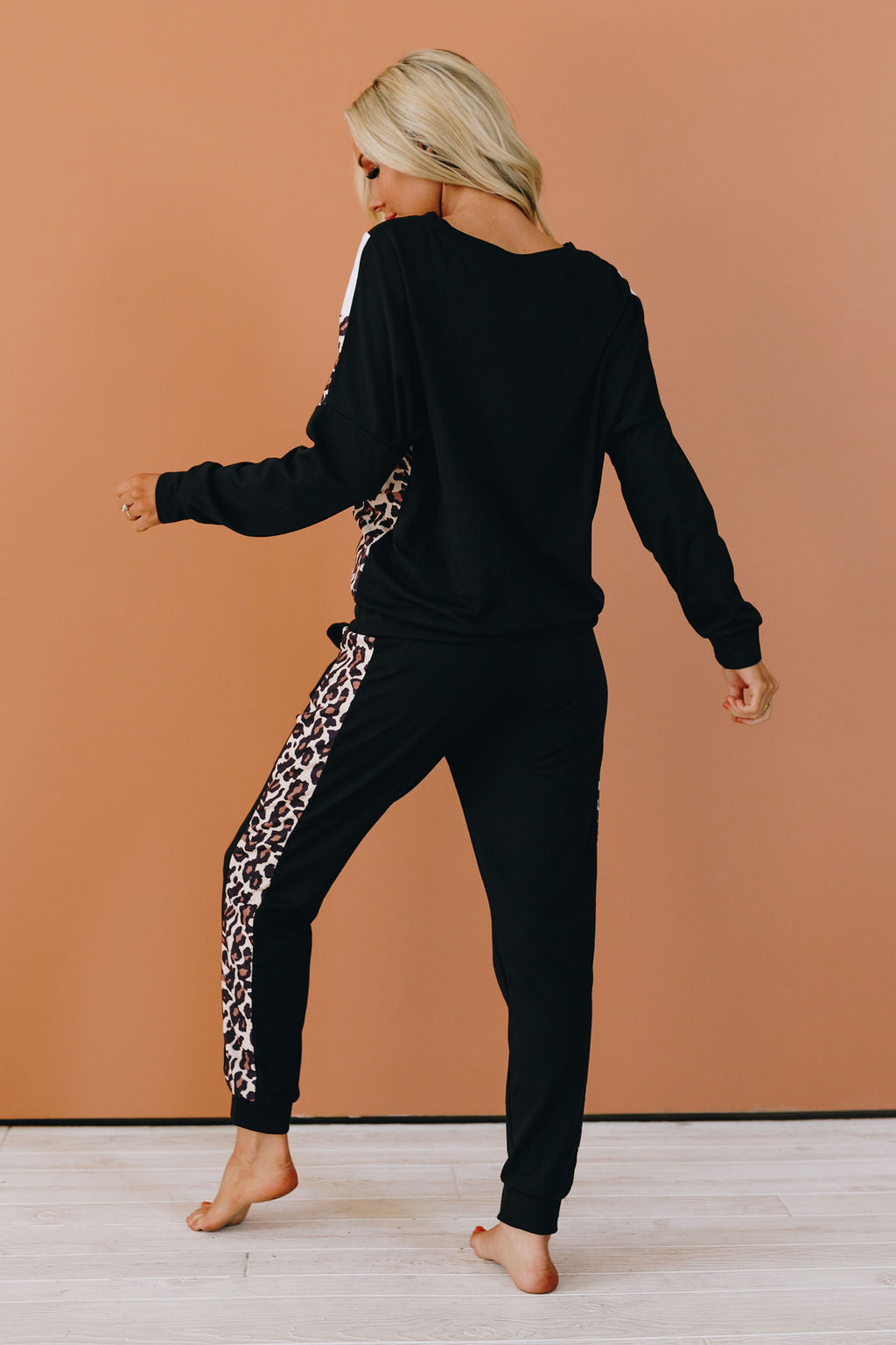 Sabor Cheetah Jogger Loungewear Set