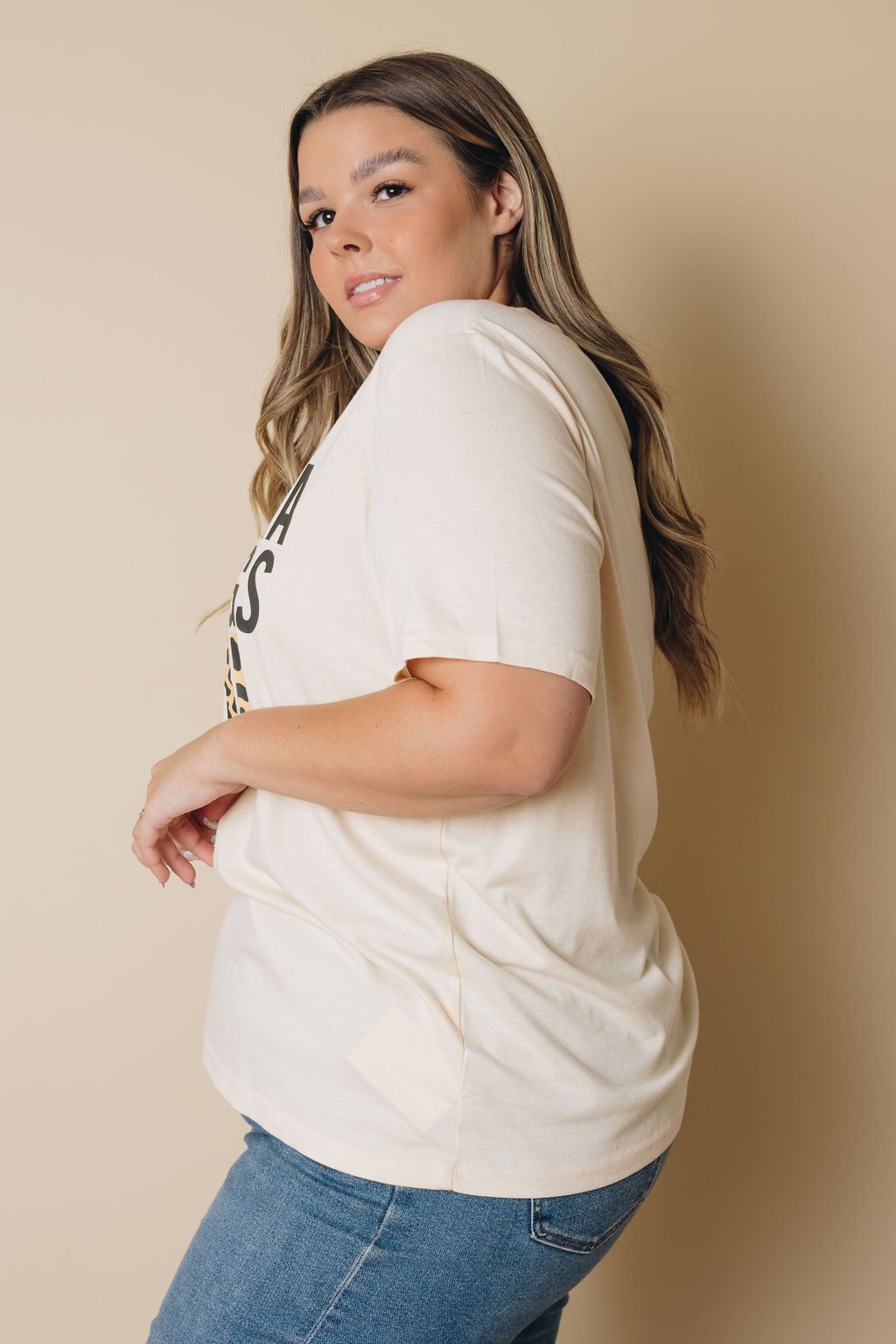 Plus Size - Mascara Graphic Tee