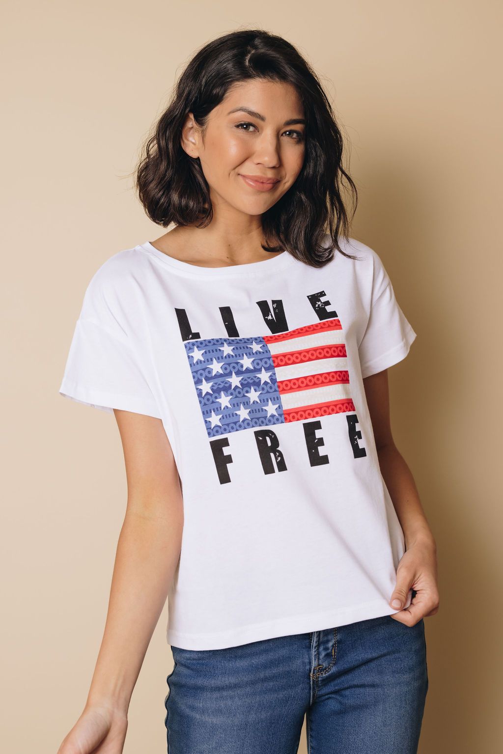 Live Free Flag Graphic Crop Tee