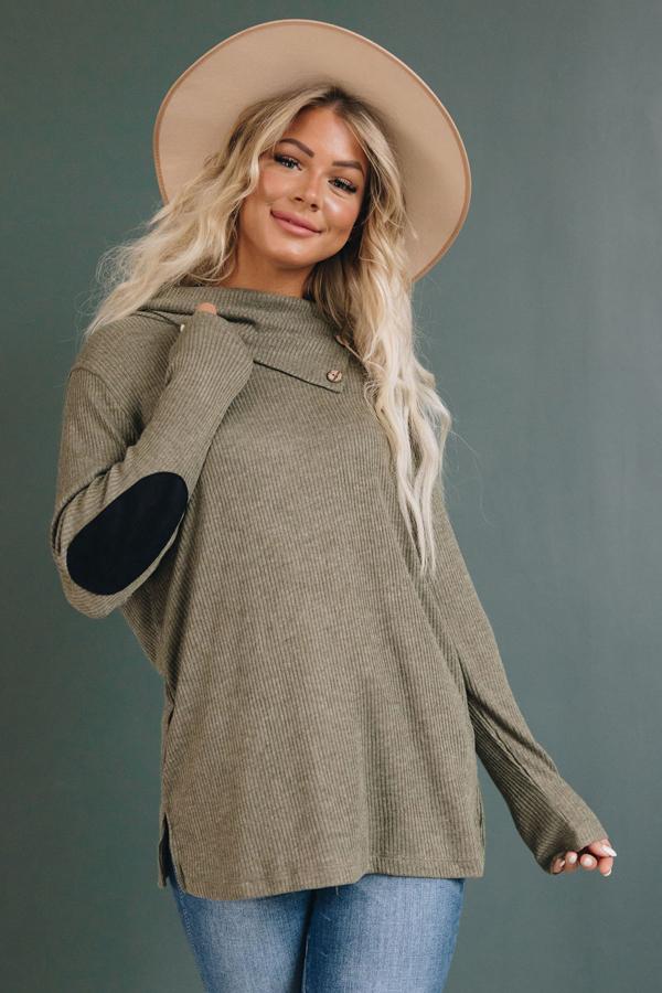 Abe Buttoned Knit Top