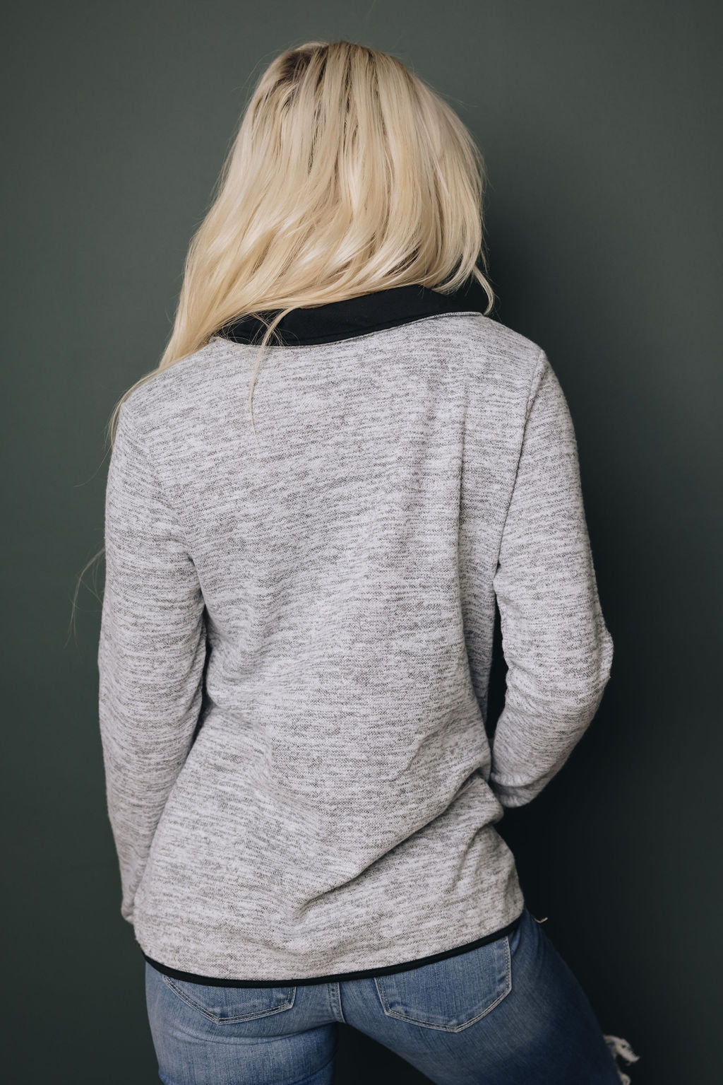 Turn-down Collar Pullover Sweatshirt