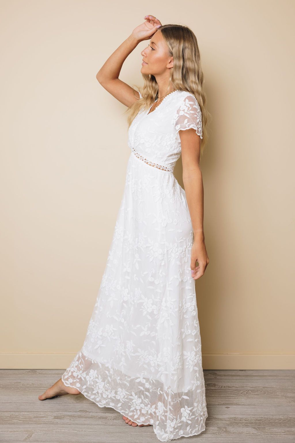 Darla Lace Maxi Dress