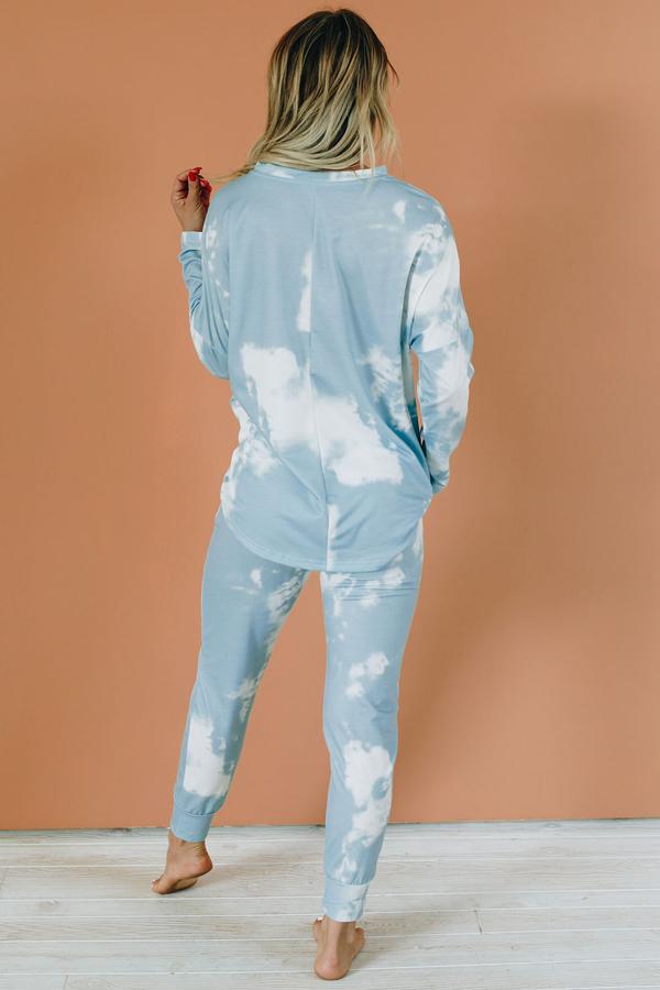 Dye Trying Tie Dye Lounge Set
