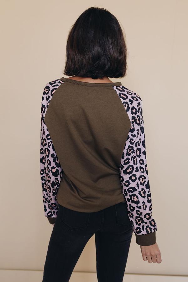 Carrie Leopard Top