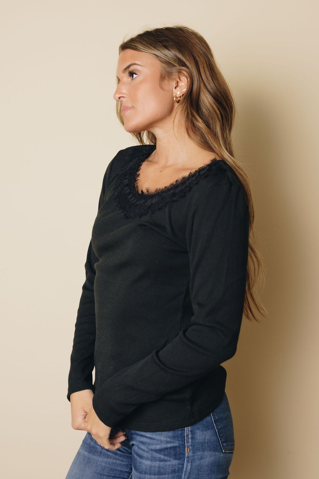 Many Ribbed Knit Top