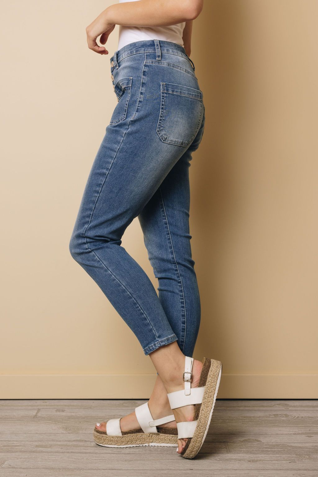 Button Fly Skinny Jeans with Pockets