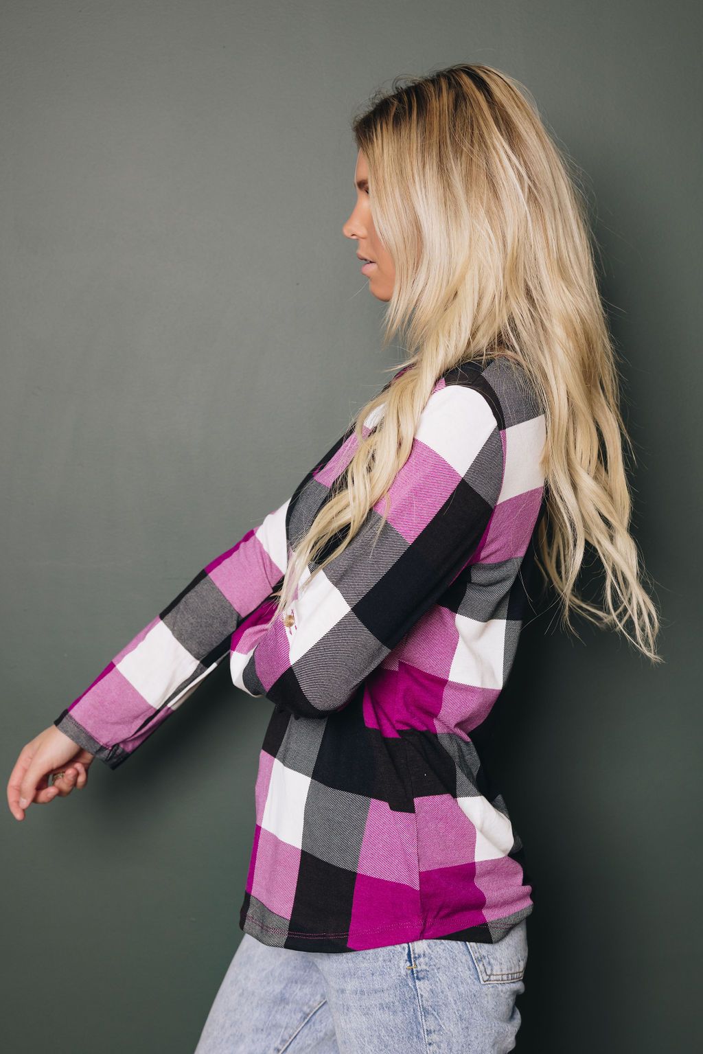 Duches Contrast Plaid Long Sleeve Top