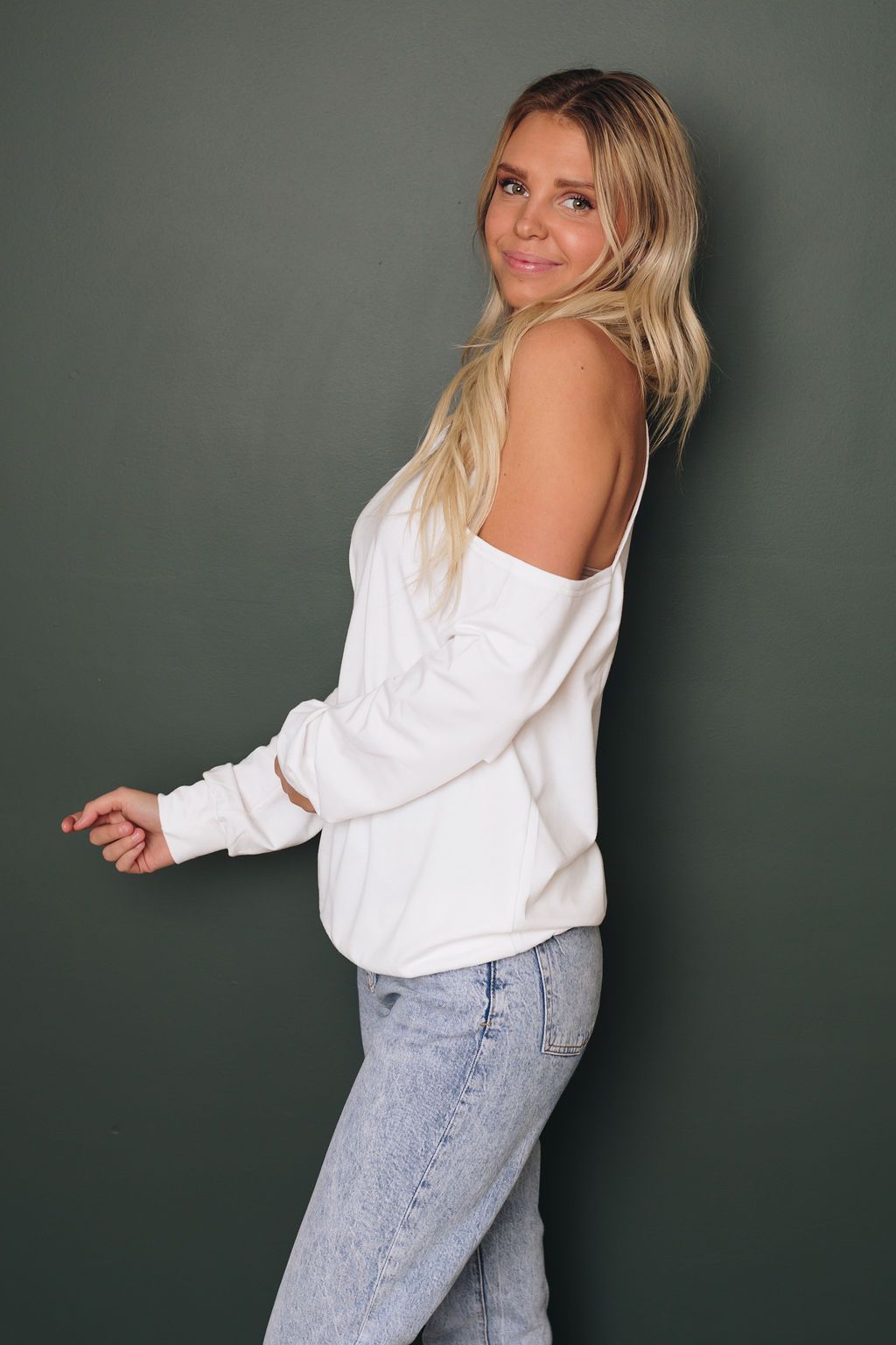 Gilbert Open Shoulder Long Sleeve Tee