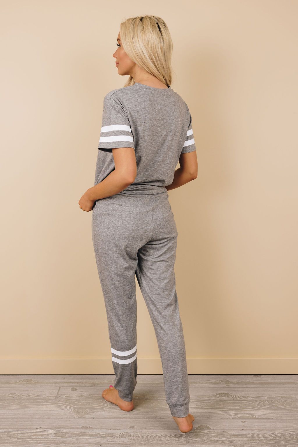 Know How To Act Joggers Set