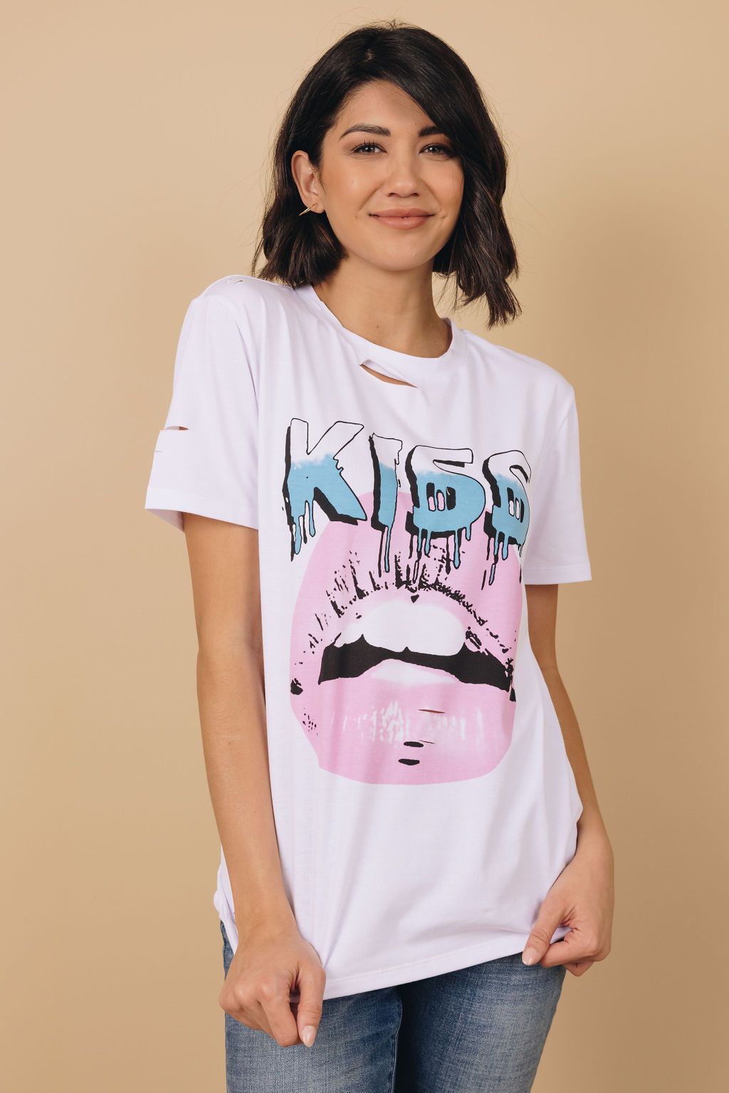 On Trend Printed Distressed Tee