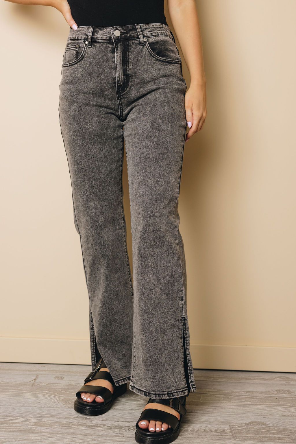 Cecelia Slit Anklet Flare Jeans