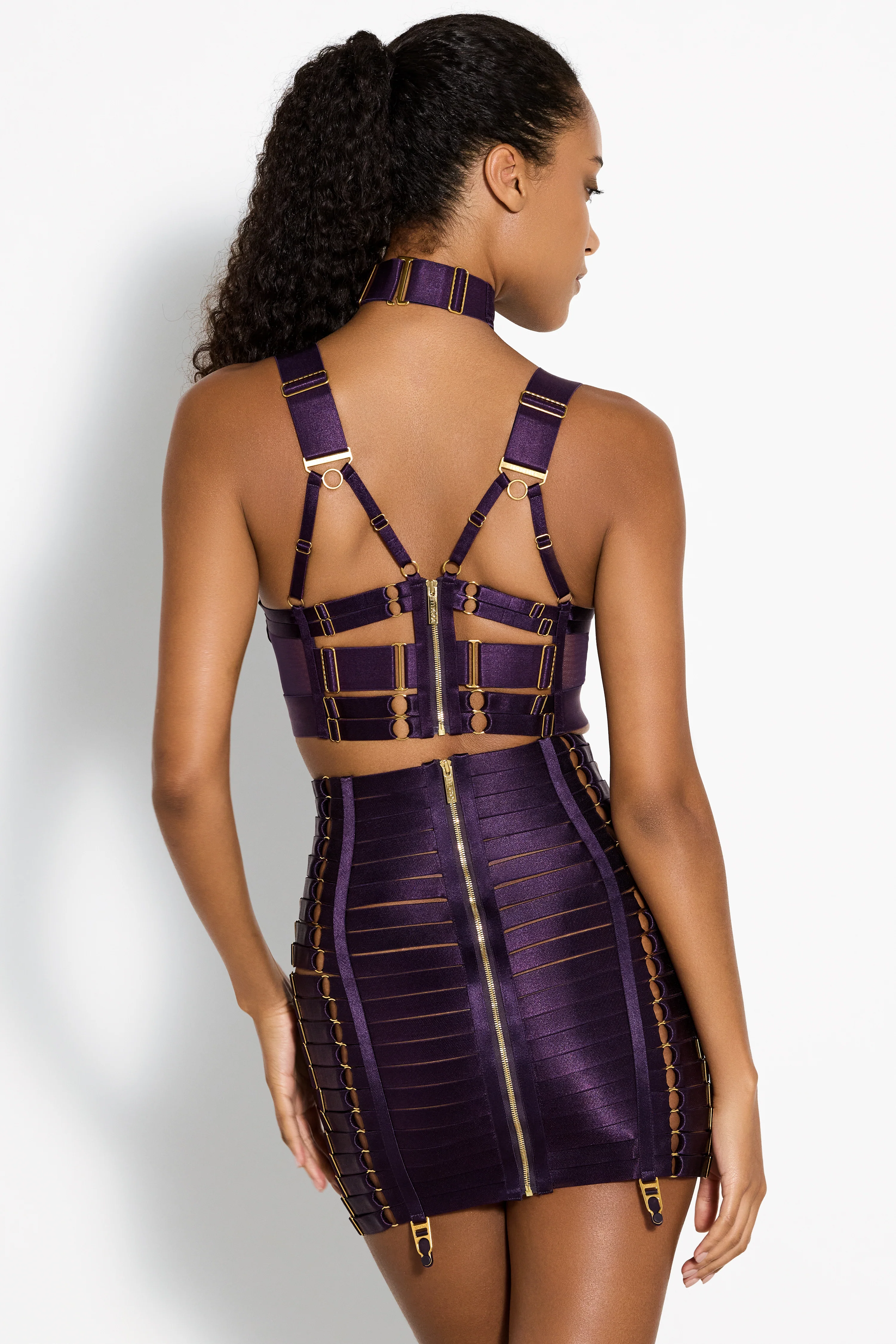 Retta Wide Strap Collar