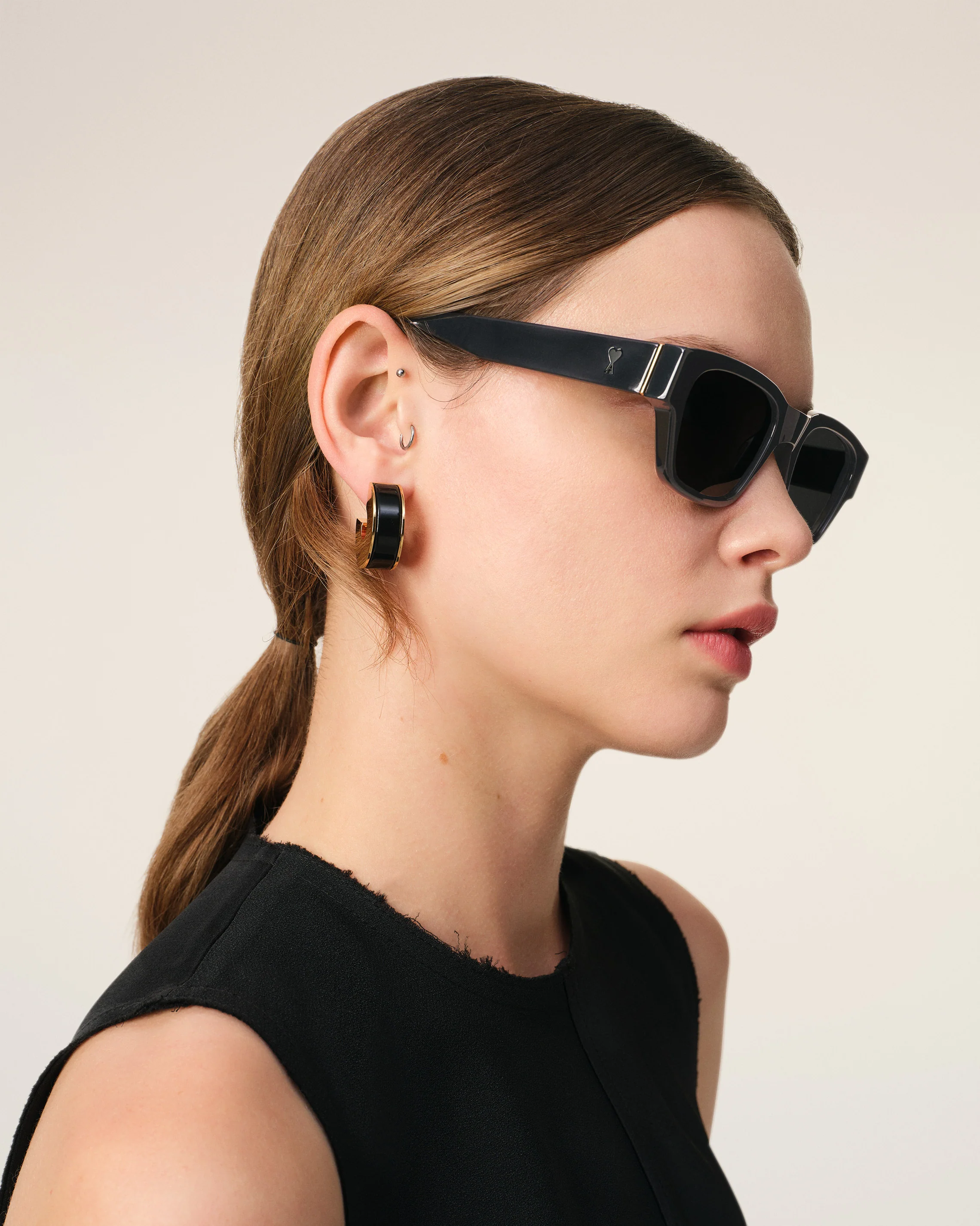 Black 75009 Sunglasses