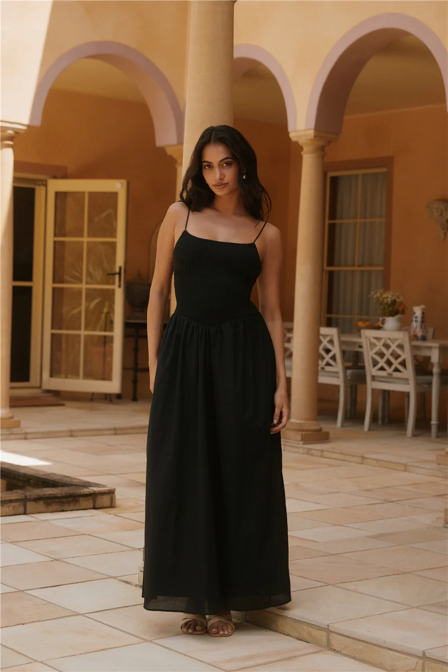 Whispering Willow Maxi Dress Black
