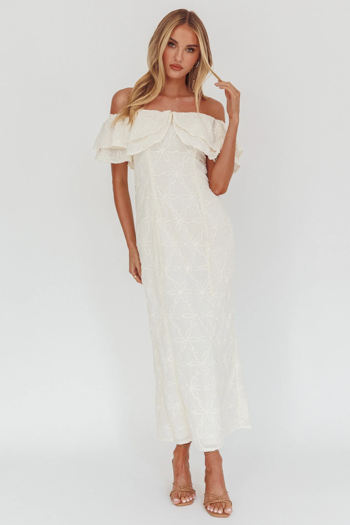 Beauty Within On-Off-Shoulder Maxi Dress Cream