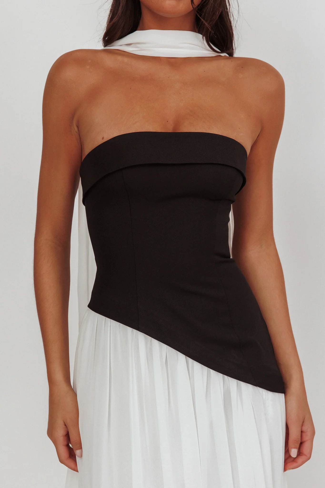 Mariabella Contrast Bodice Maxi Dress Black/White