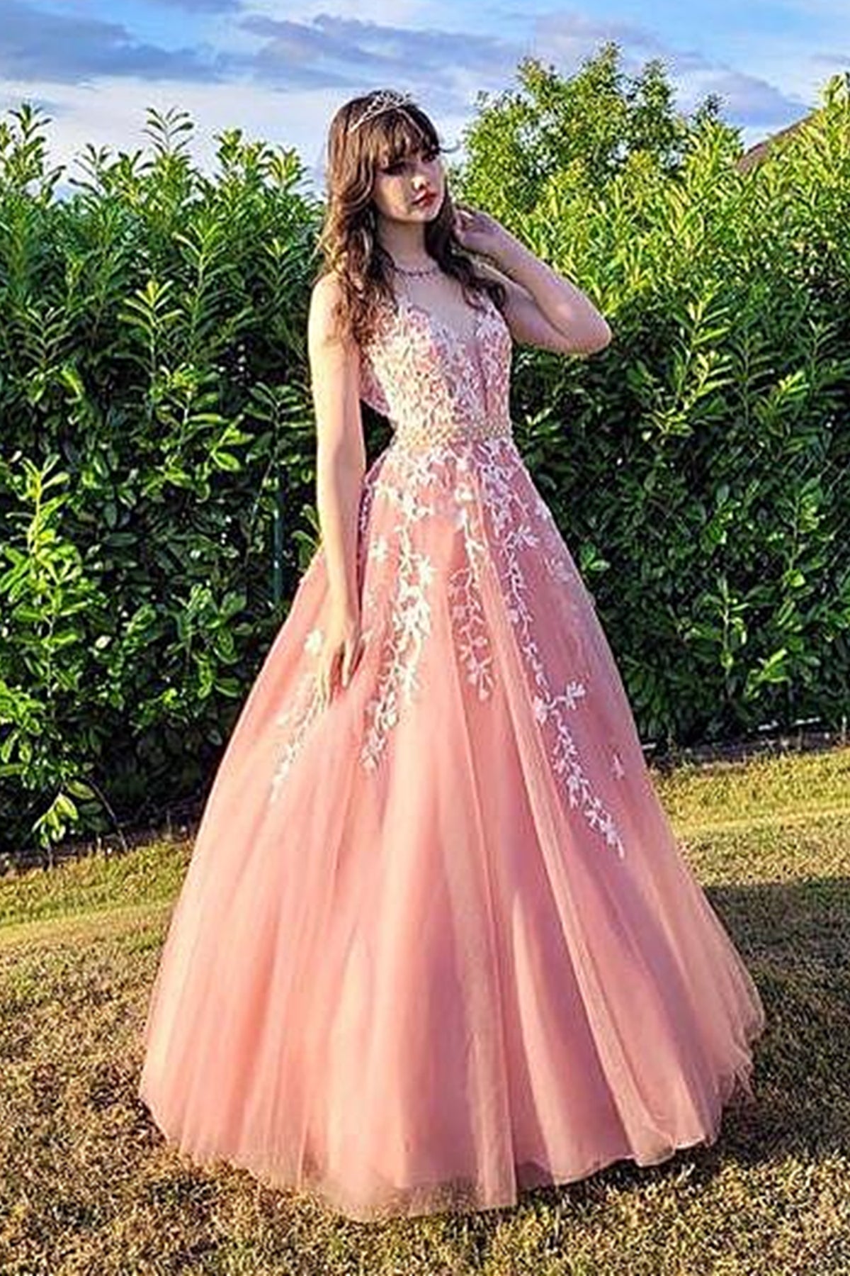 Unthony - Open Back V Neck Pink Lace Long Prom Dress