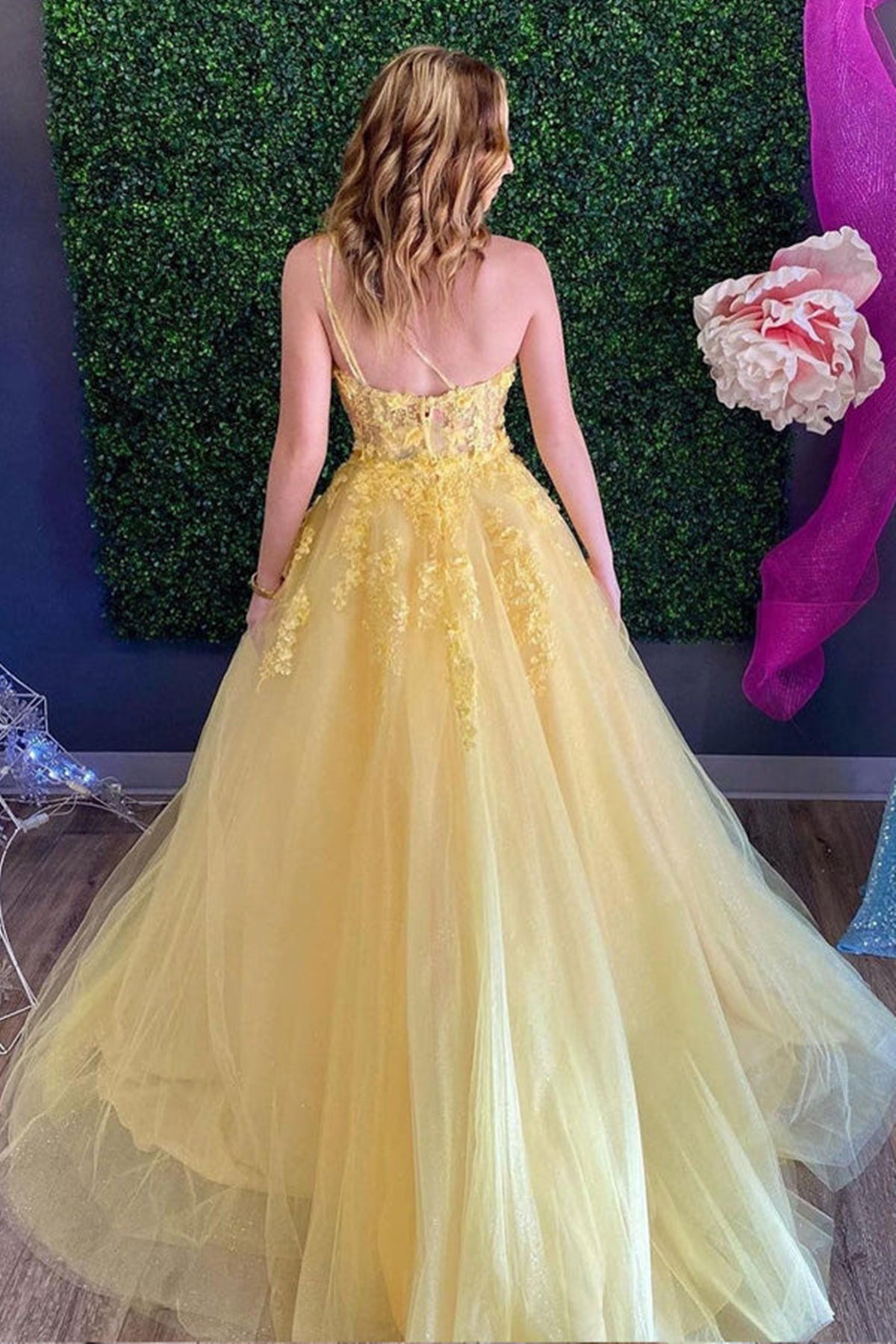 Unthony - One Shoulder Yellow Lace Floral Long Prom Dress