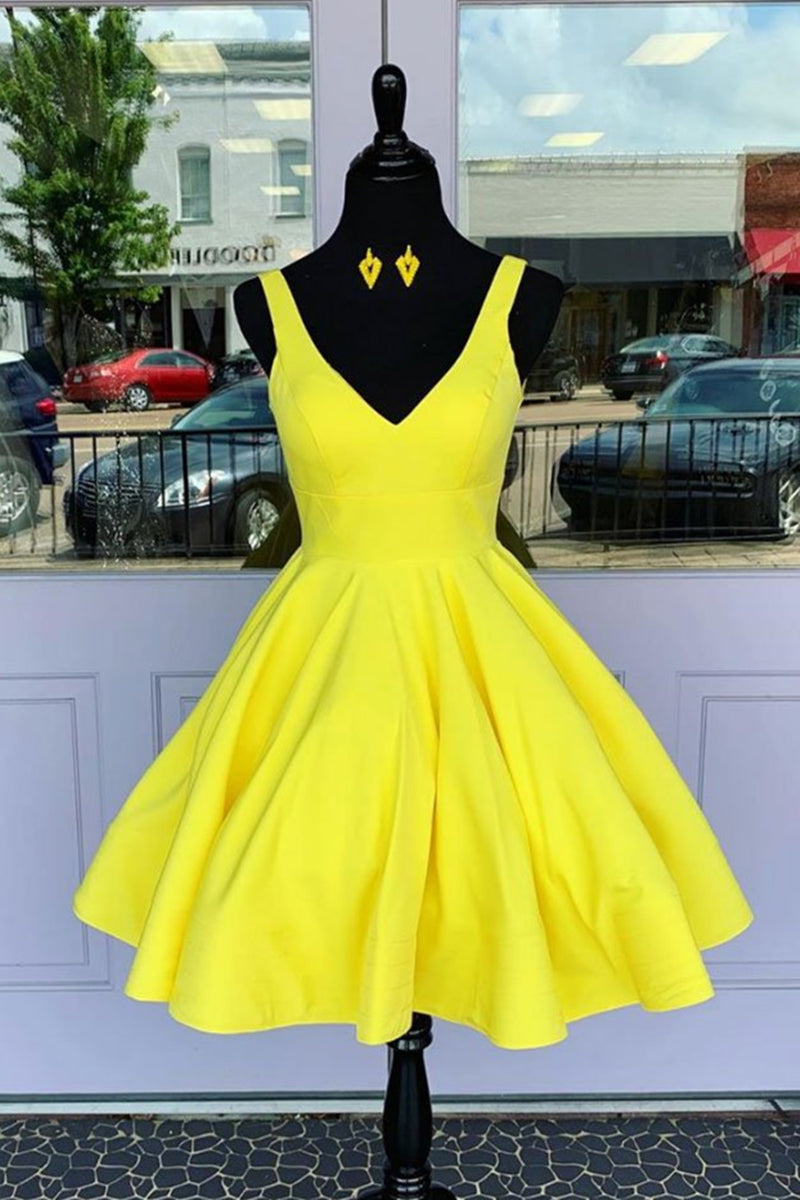 Unthony - Simple V Neck Yellow Short Prom Dress