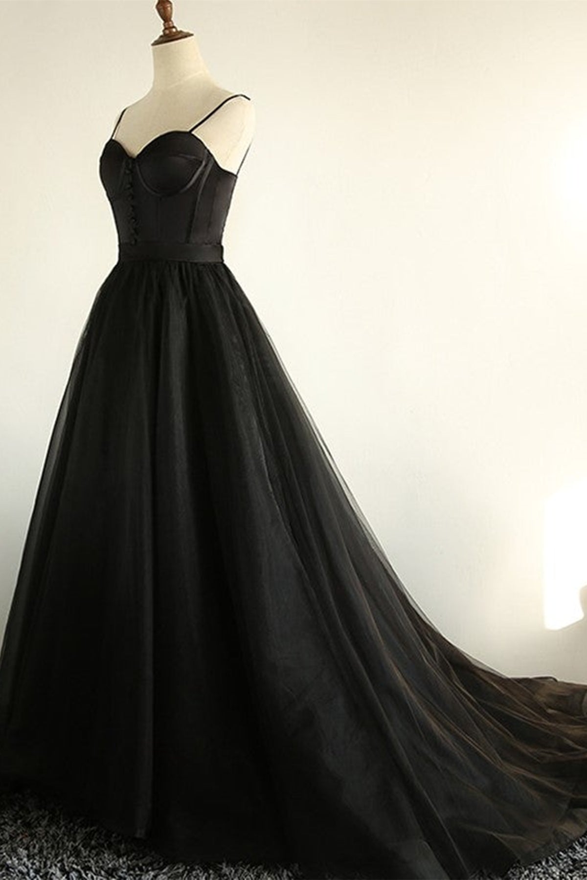 Unthony - Sweetheart Neck Black Tulle Long Prom Dress