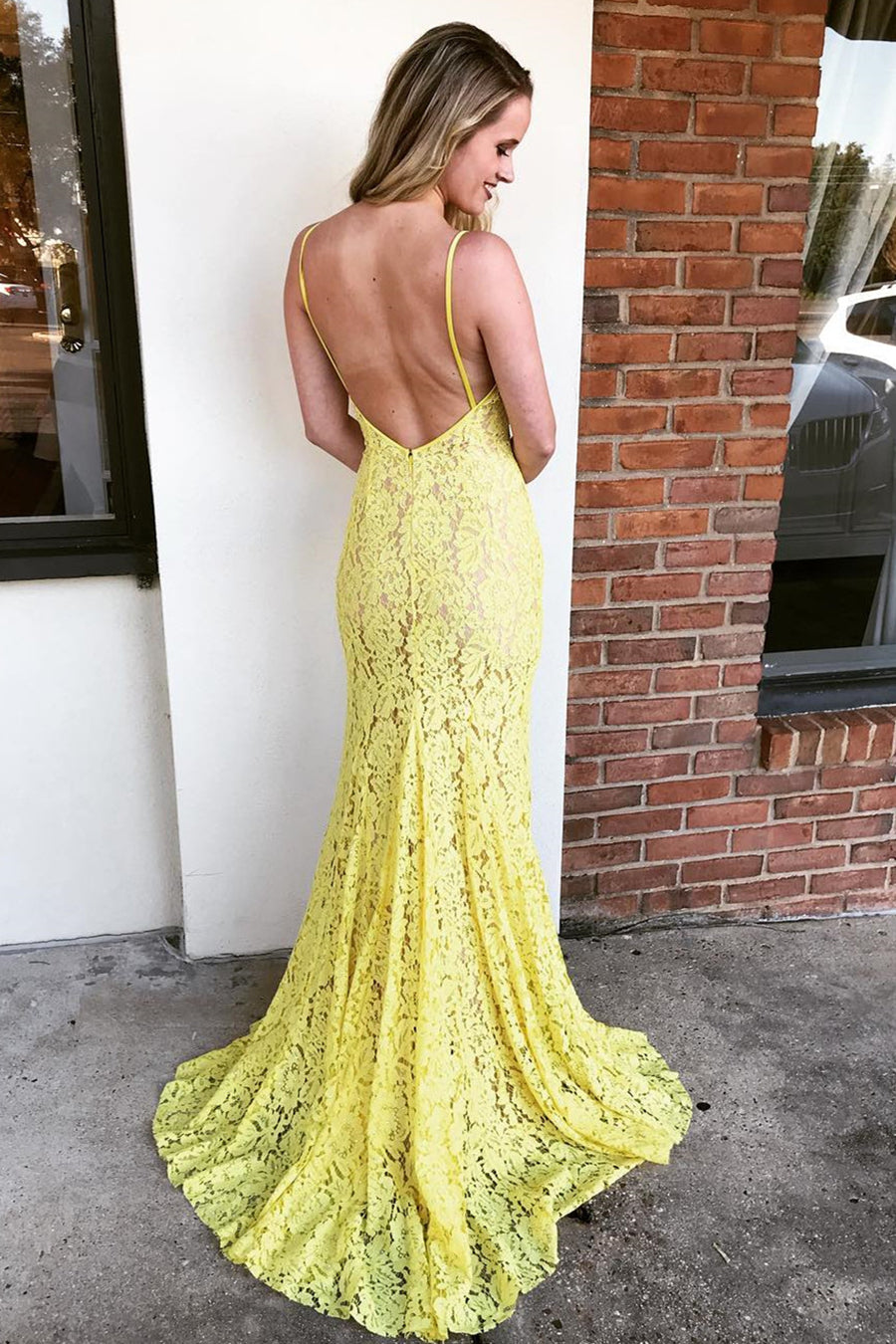 Unthony - Mermaid V Neck Backless Lace Yellow Prom Dresses with Side Split