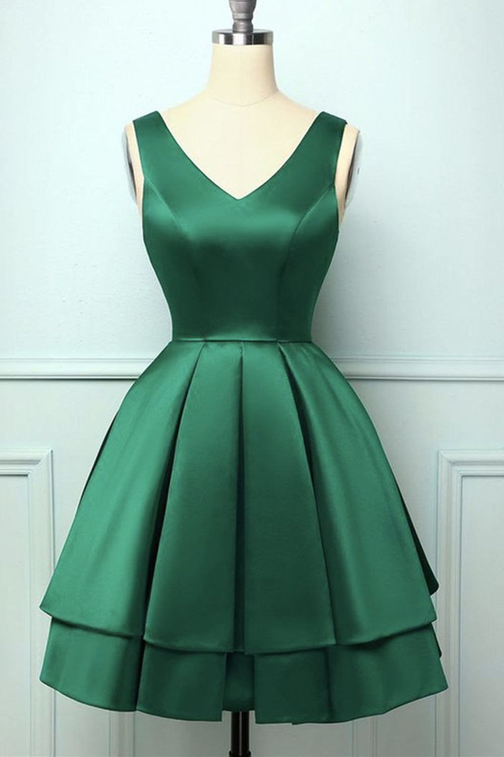Unthony - Cute V Neck and V Back Layered Green Short Prom Dress