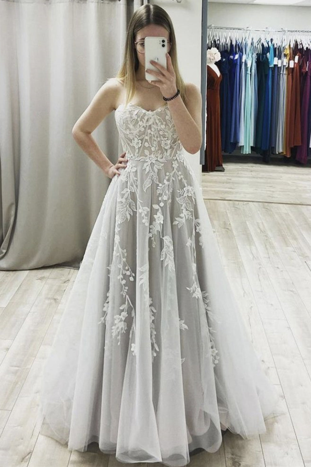 Unthony - A Line Sweetheart Neck Gray Lace Long Prom Dress