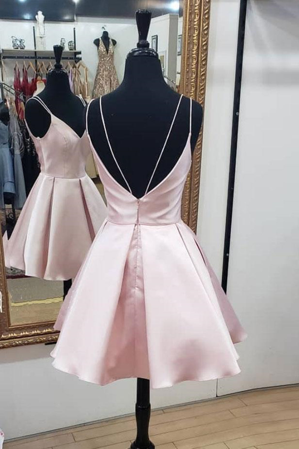 Unthony - Cute V Neck Open Back Pink Short Prom Dress