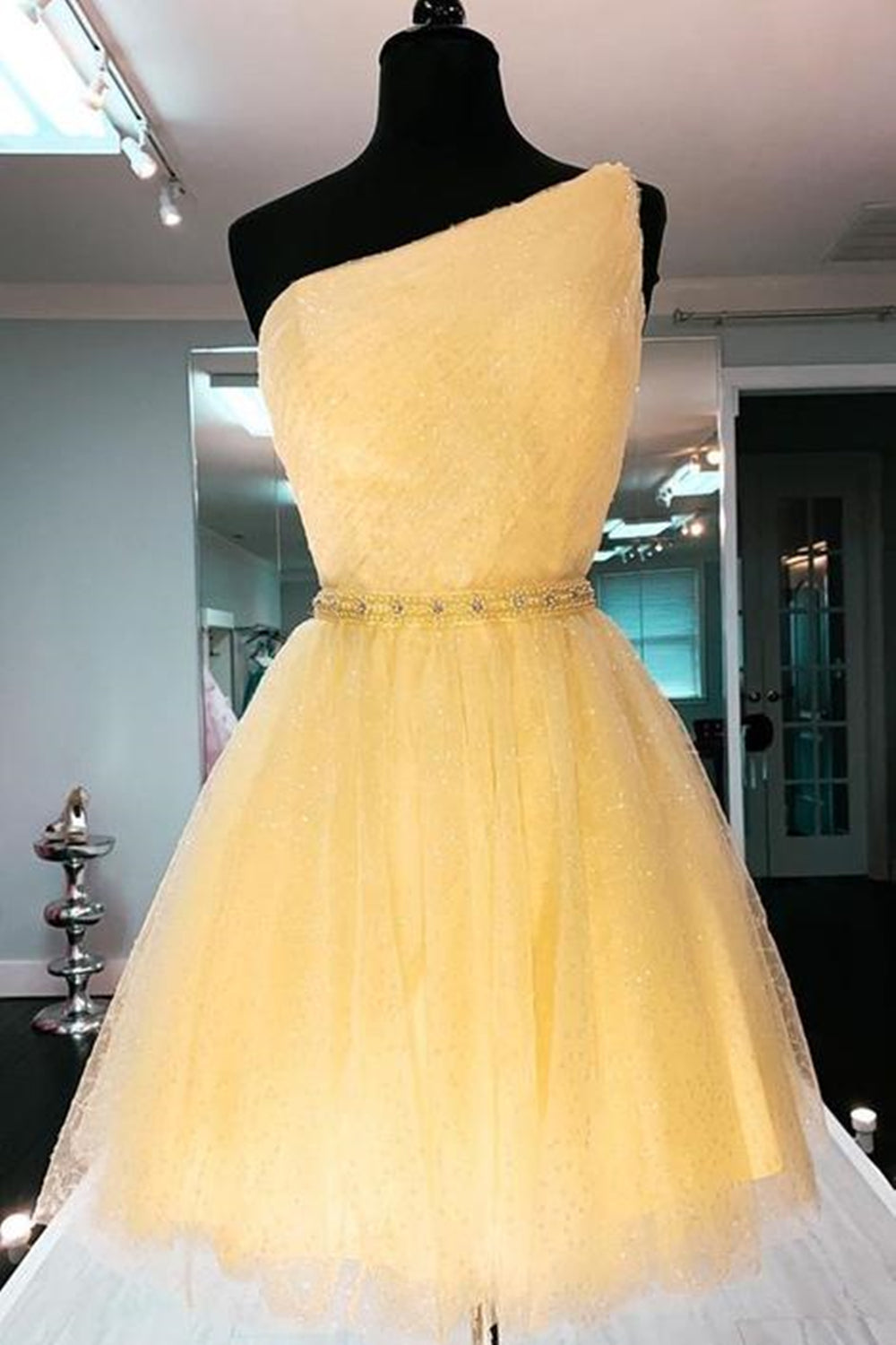 Unthony - Shiny One Shoulder Yellow Short Prom Homecoming Dress with Belt