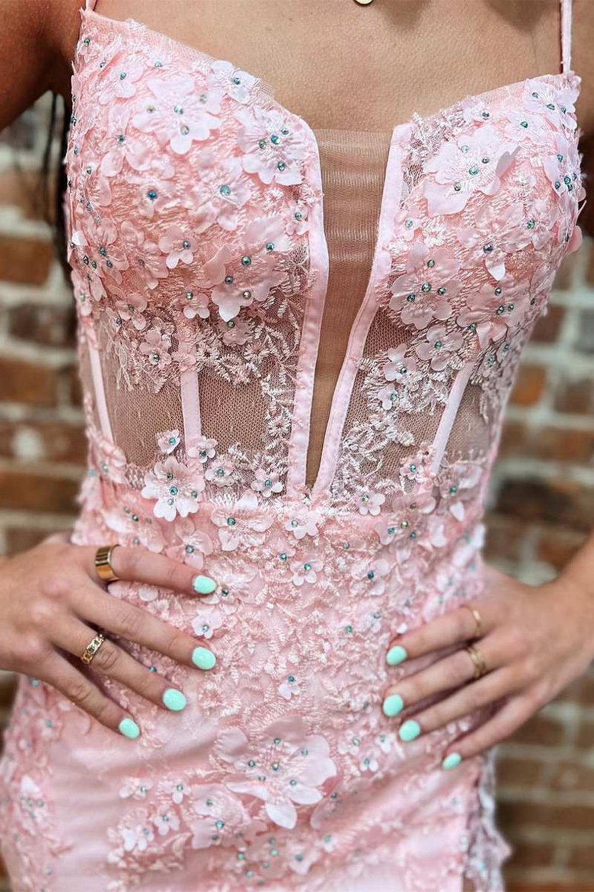 Unthony - V Neck Mermaid Pink Lace Long Prom Dress with High Slit