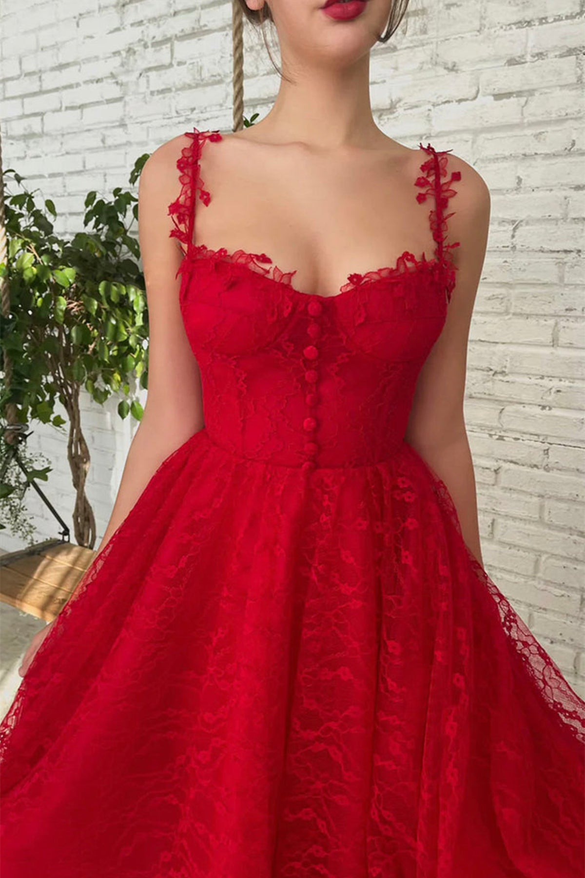 Unthony - Red Lace Tea Length Prom Dress
