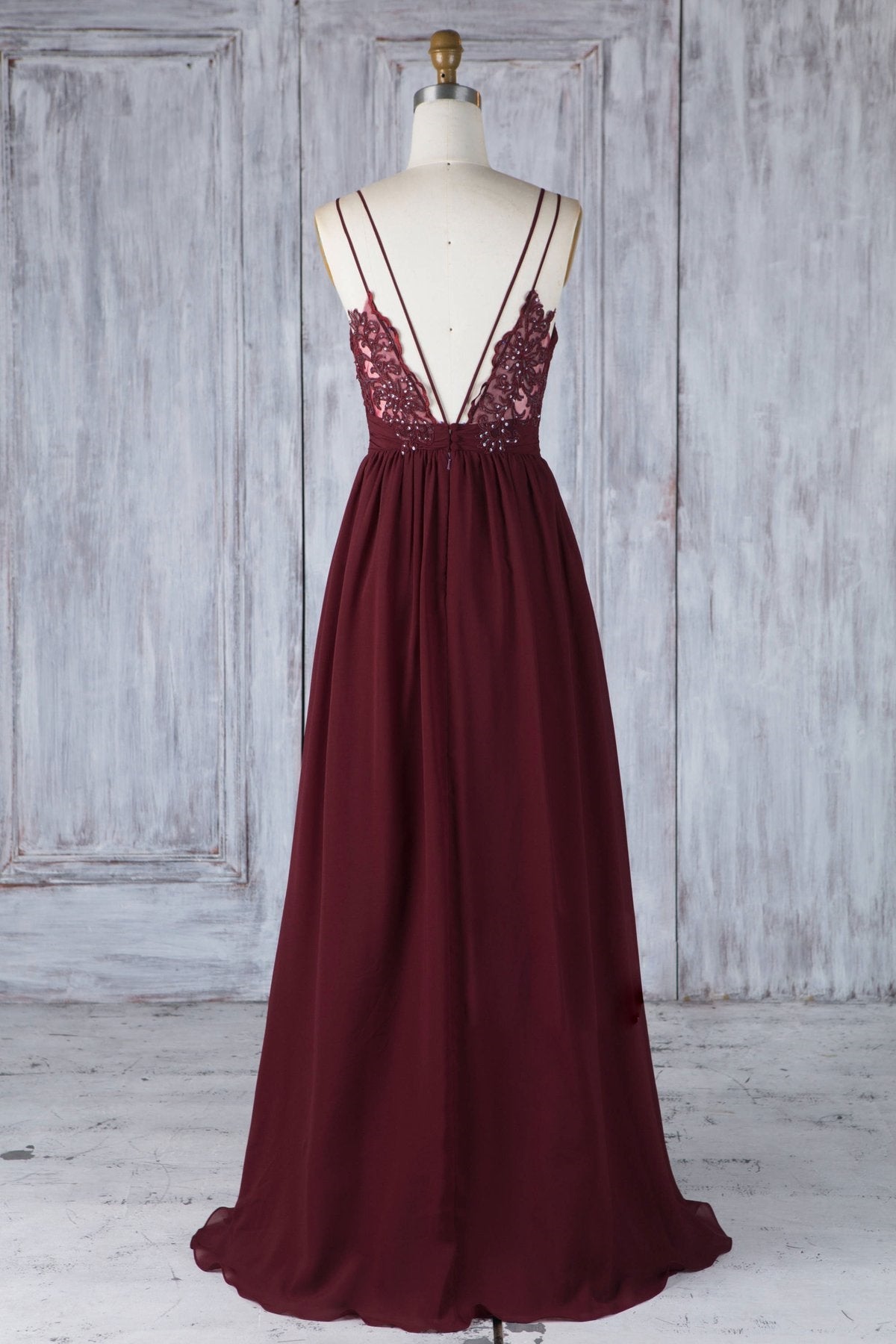 Unthony - A Line V Neck Burgundy Chiffon Long Prom Dress with Lace Back