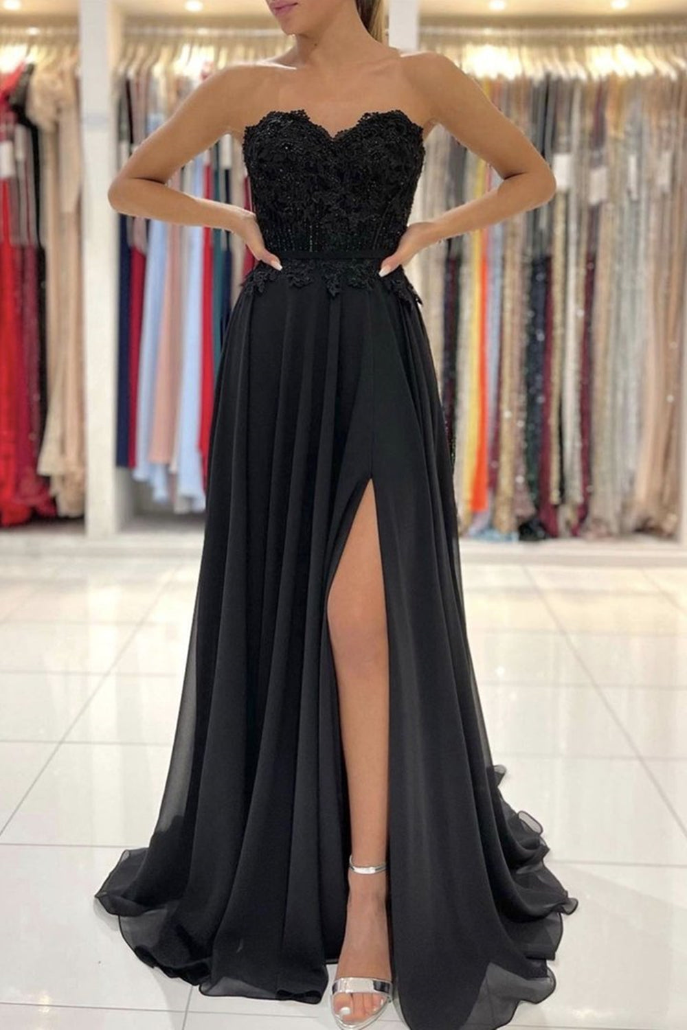 Unthony - Strapless Black Lace Long Prom Dress with High Slit