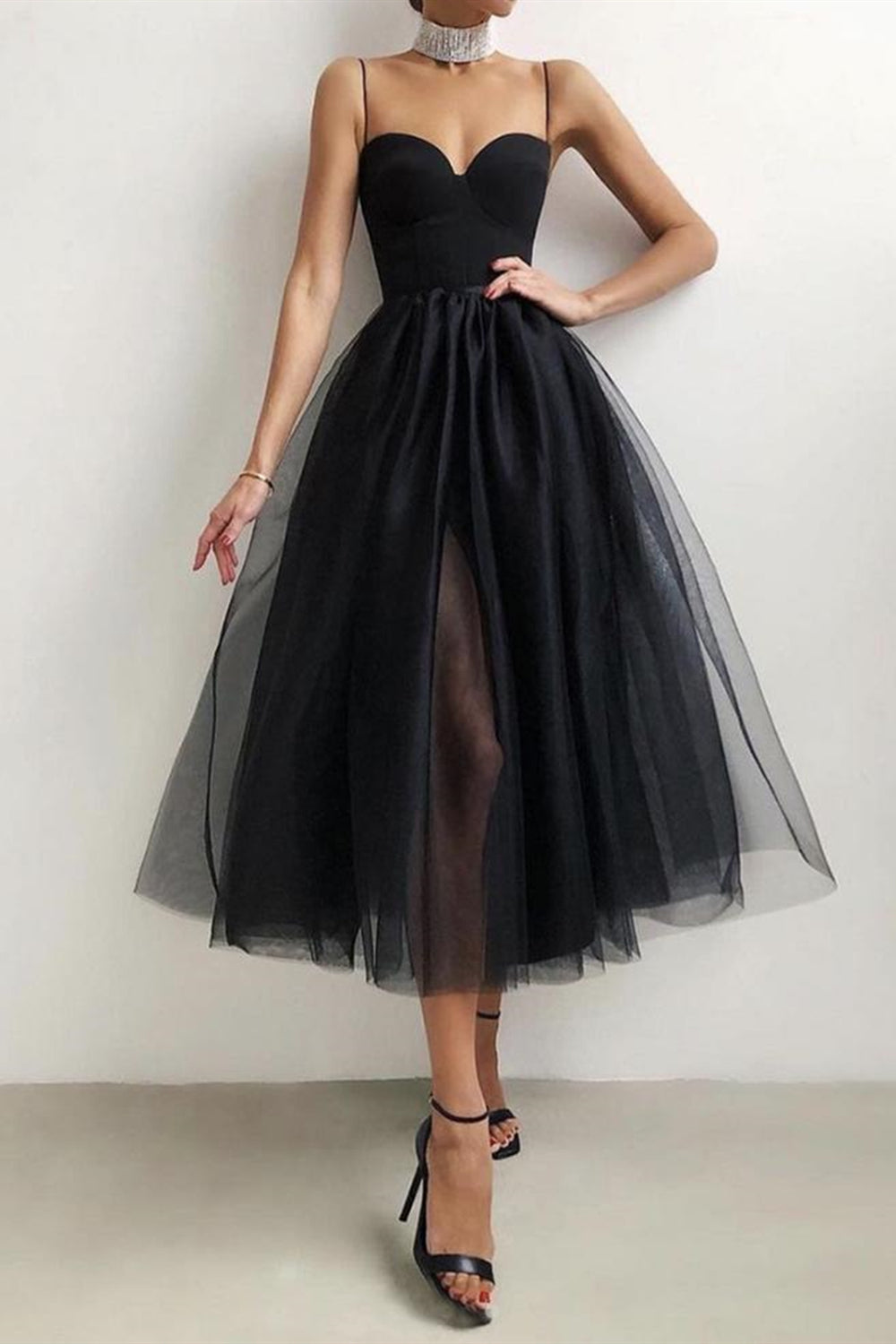Unthony - Sweetheart Neck Thin Straps Black/White Tea Length Prom Dress