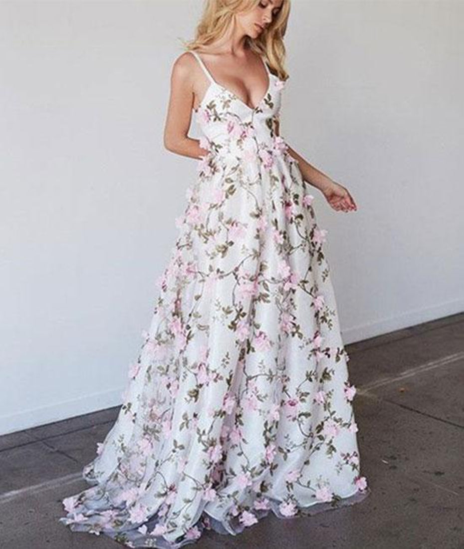 Unthony - White V Neck 3D Flower Applique Long Prom Dress