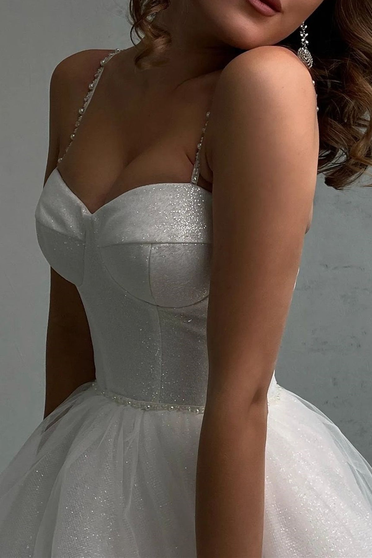 Unthony - Shiny Tulle Sweetheart Neck White Long Prom Dresses