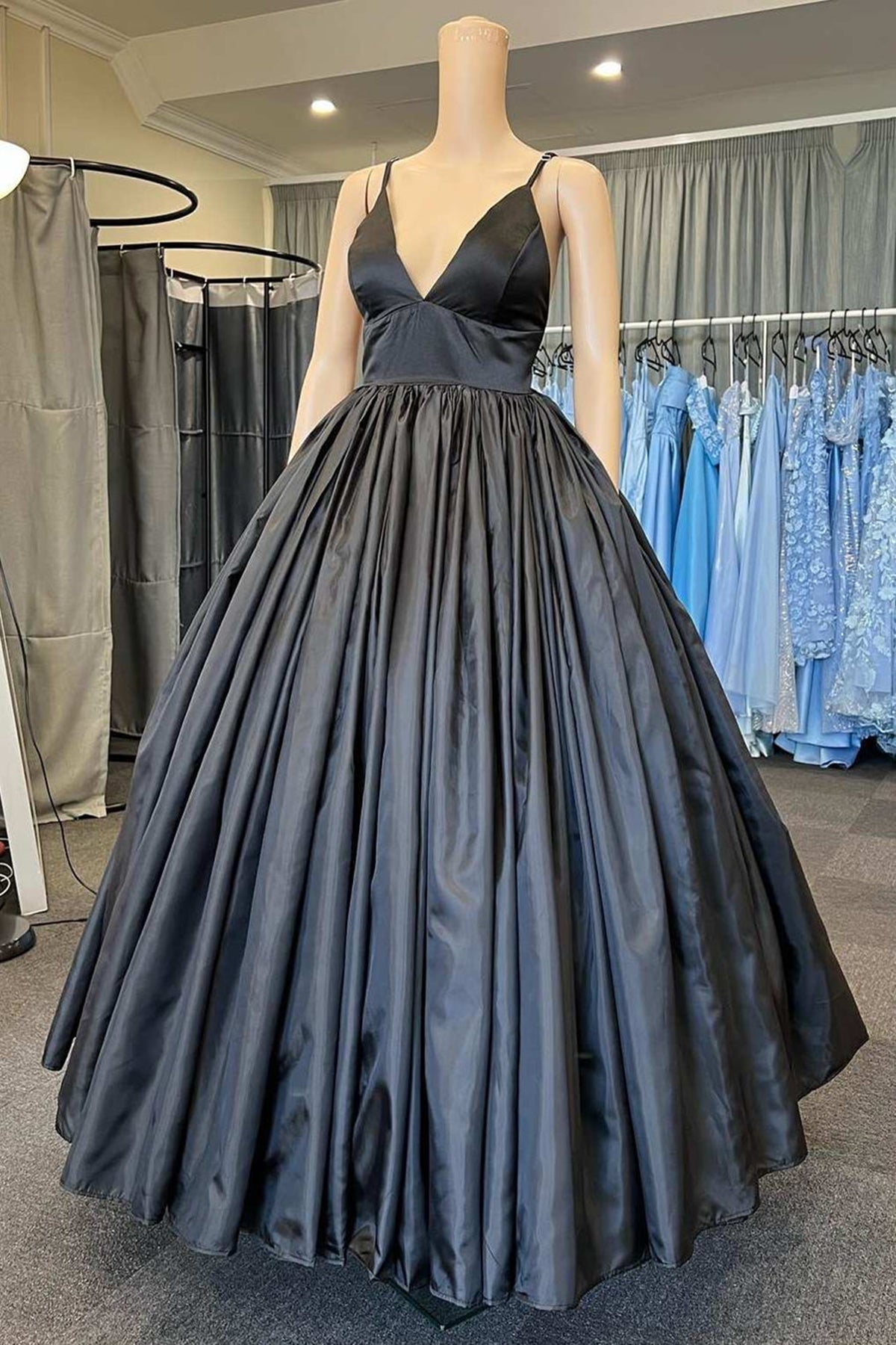 Unthony - A Line V Neck Black Satin Long Prom Dress with Pocket