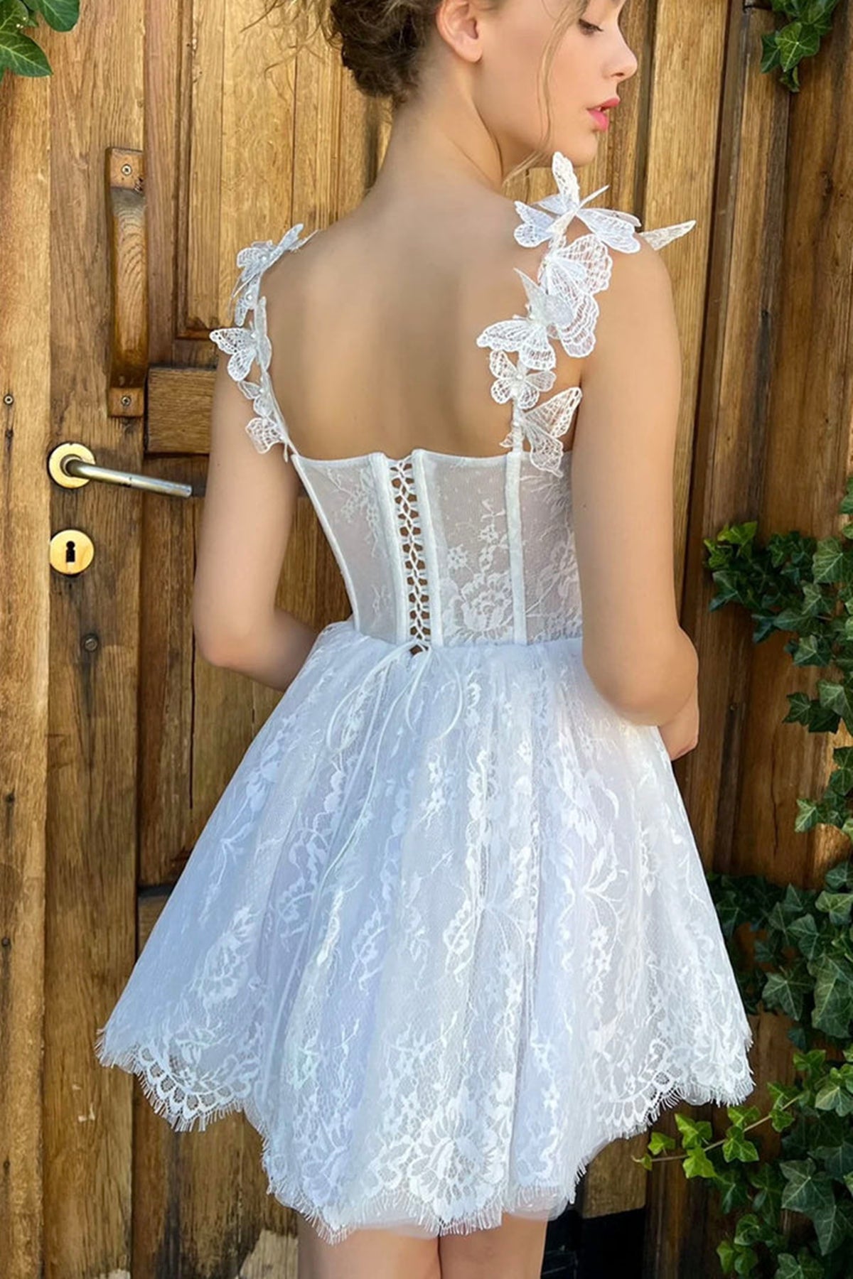 Unthony - Princess White Lace Short Prom Homecoming Dress