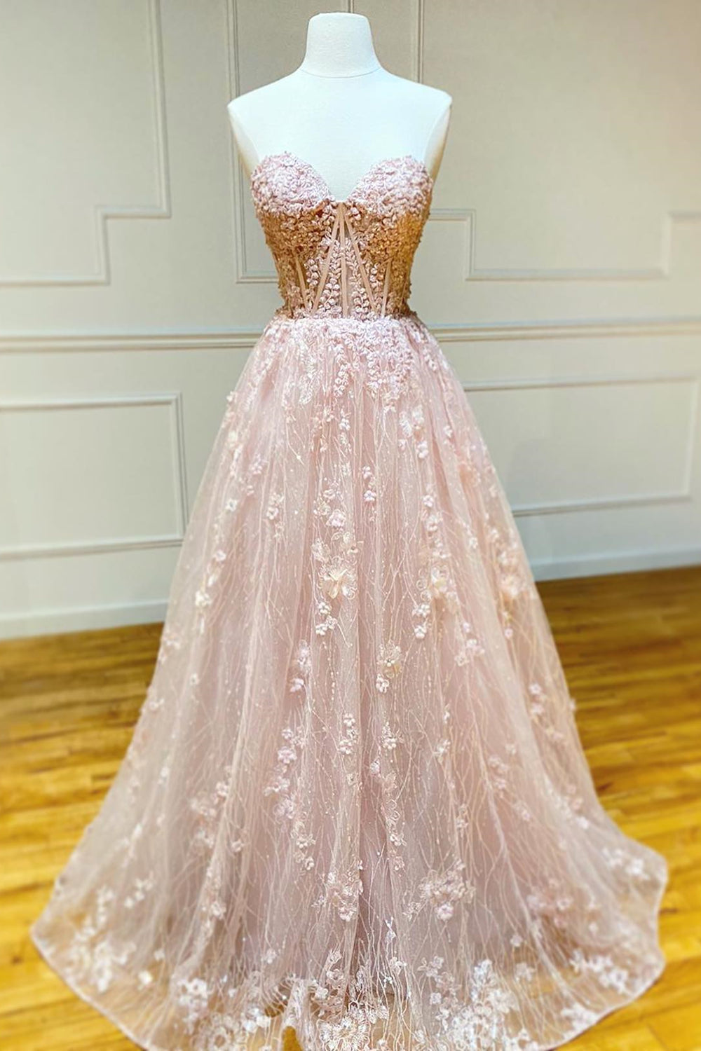 Unthony - Strapless Sweetheart Neck Pink Lace Long Prom Dress