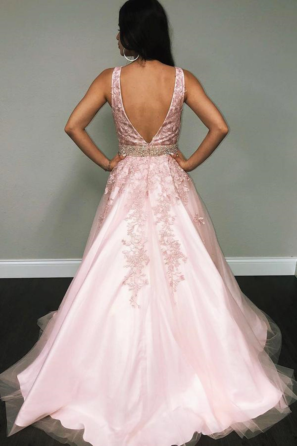 Unthony - V Neck Open Back Pink Lace Long Prom Dress with Belt