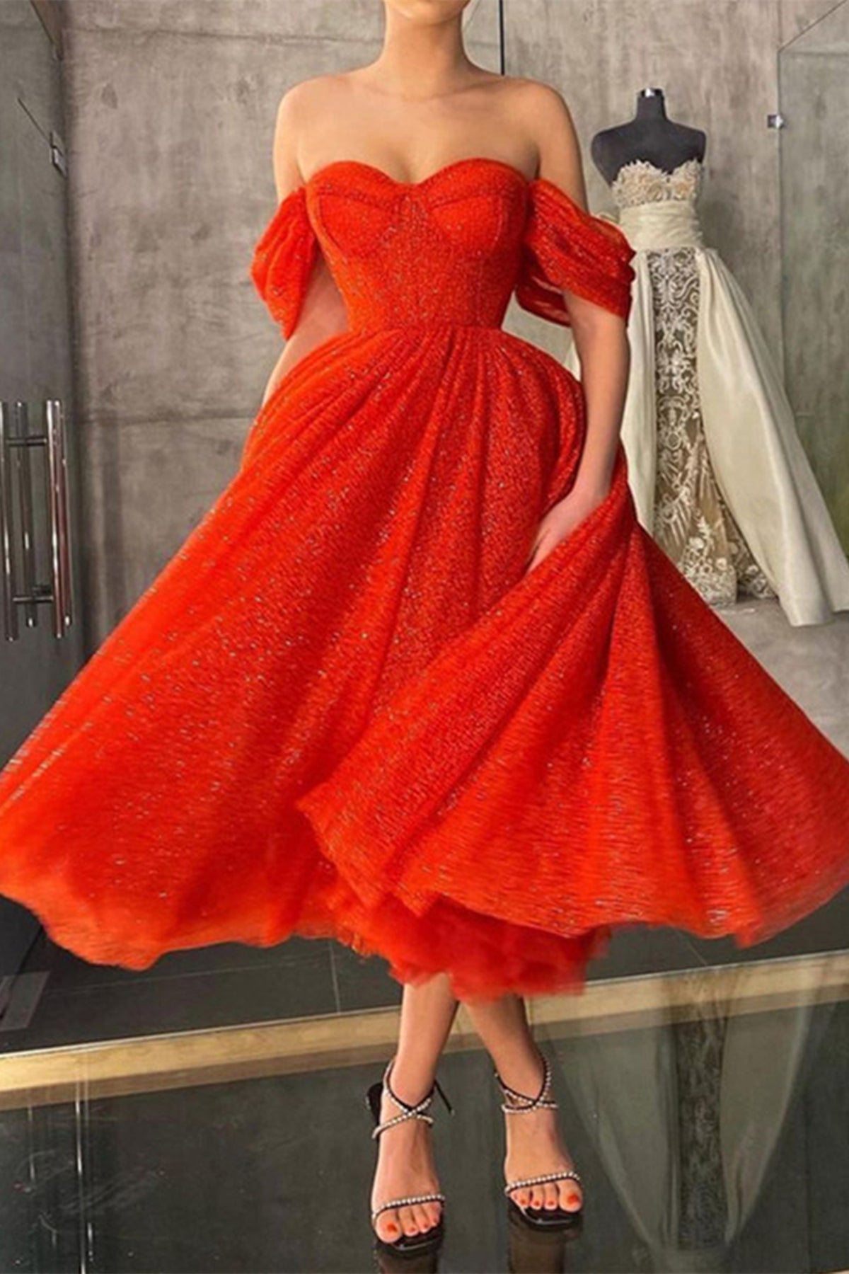 Unthony - Shiny Red Tulle Off the Shoulder Tea Length Prom Dress