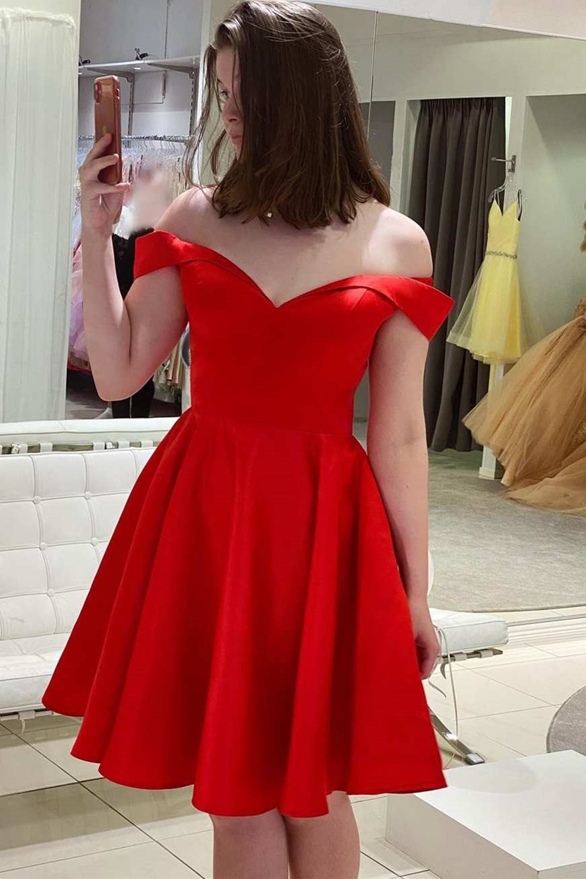 Unthony - Off the Shoulder Red Satin Short Prom Homecoming Dress