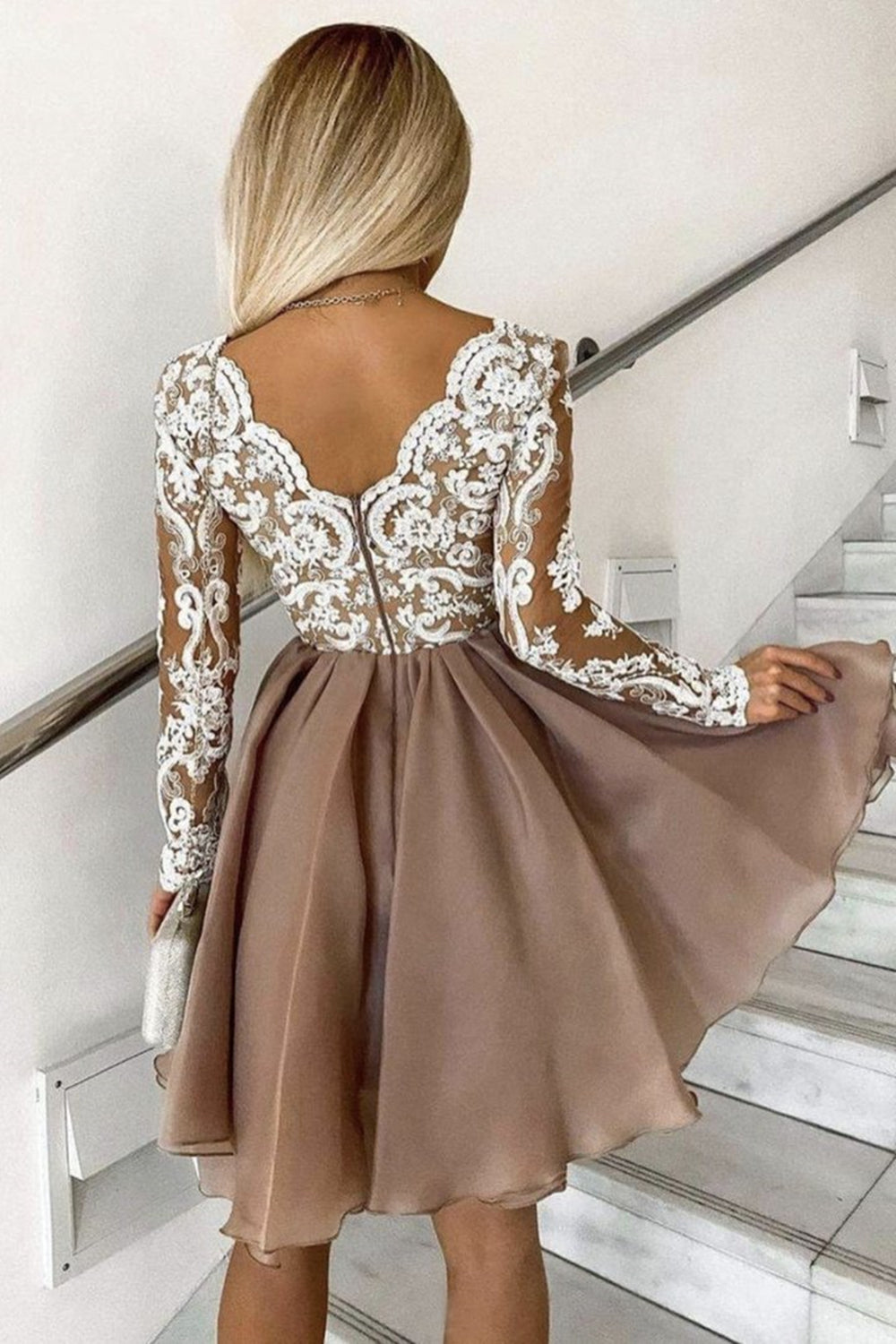 Unthony - Long Sleeves V Neck Champagne Lace Long Prom Dresses