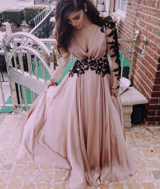 Unthony - A Line Sweetheart Neck Lace Sleeve Chiffon Prom Dresses