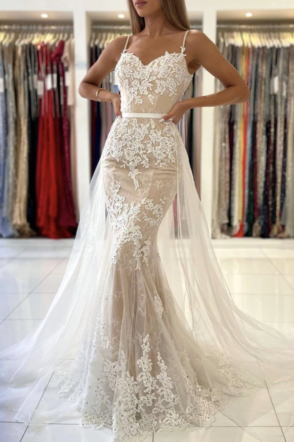 Unthony - Sweetheart Neck Mermaid Champagne Lace Prom Dress