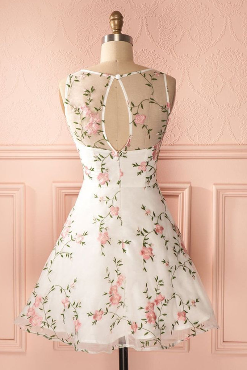 Unthony - A Line Round Neck Floral Lace White Short Prom Dresses