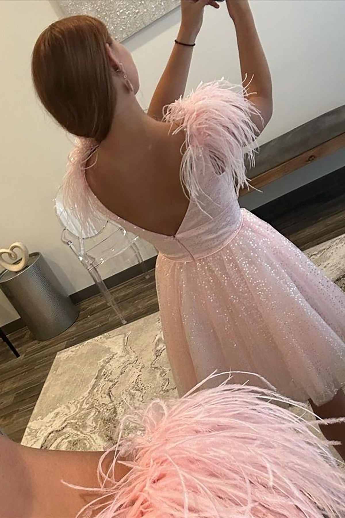 Unthony - V Neck Open Back Pink Feathers Short Prom Dress